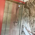 펜션 Du Roc Châteauneuf-les-Bains