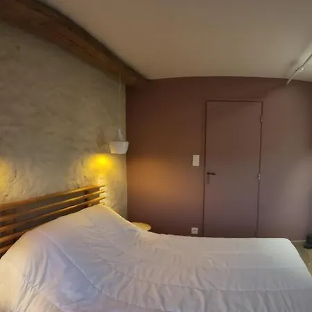 Holiday home Du Roc Chateauneuf-les-Bains